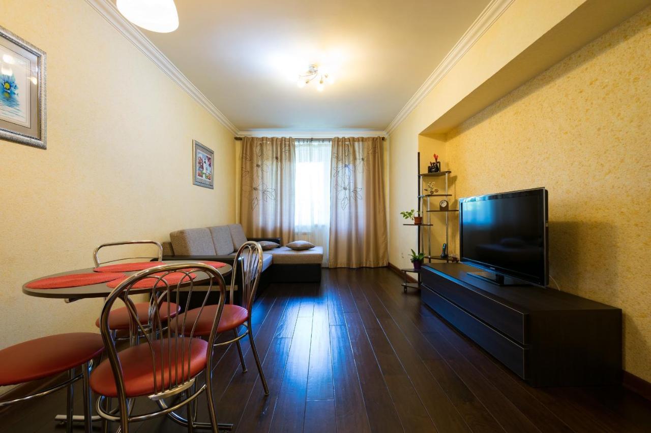 Nadezhda Apartments On Dostyk Street 89 Алма Ата Екстериор снимка